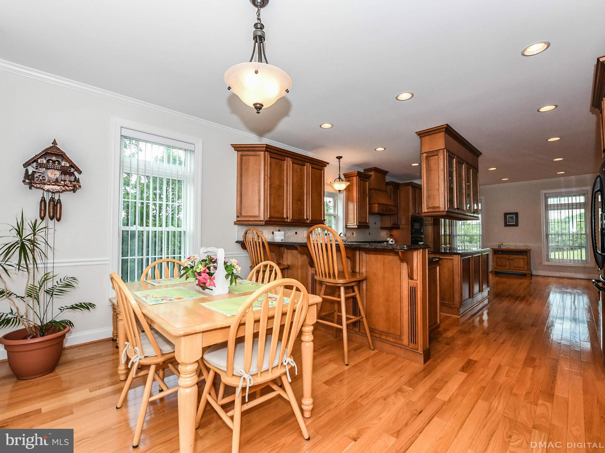 19931 Toms Road Boonsboro, MD 21713 - Photo 10 of 30 Dining Room
