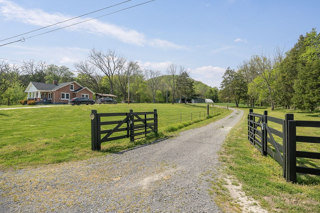 3731 Big Bottom Road Whitleyville, TN 38588 - Photo 31 of 58
