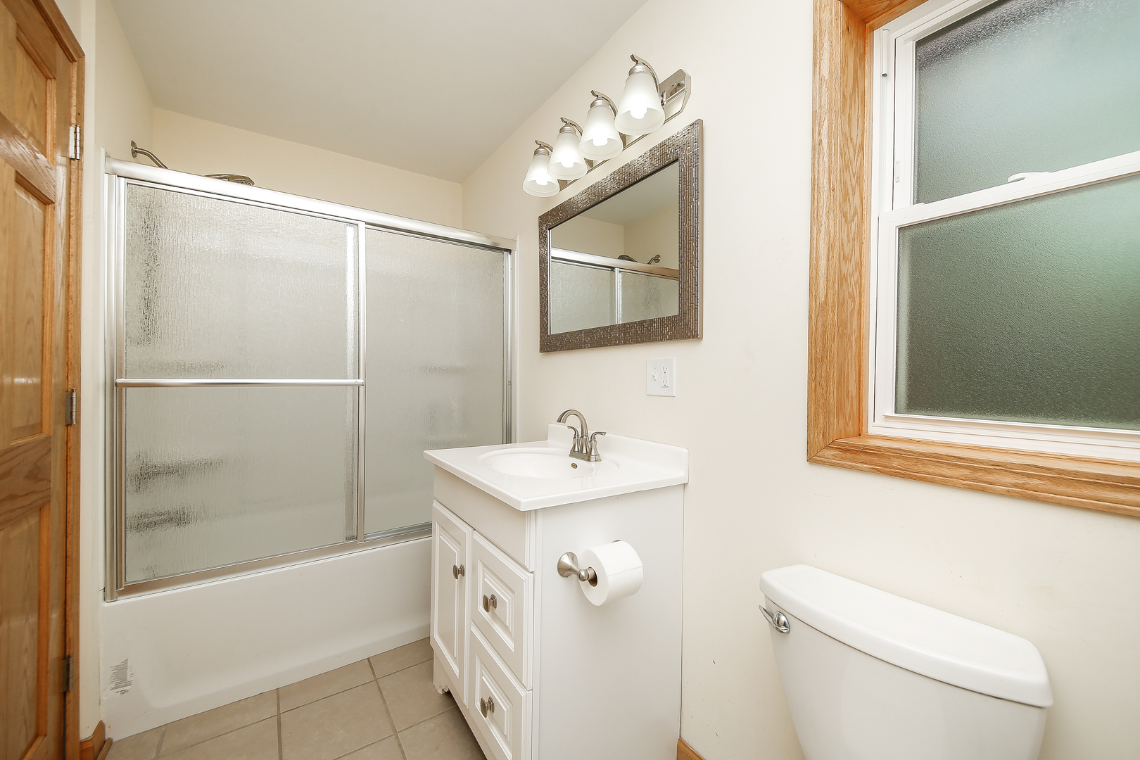 706 South Gables Boulevard Wheaton, IL 60189 - Photo 18 of 25