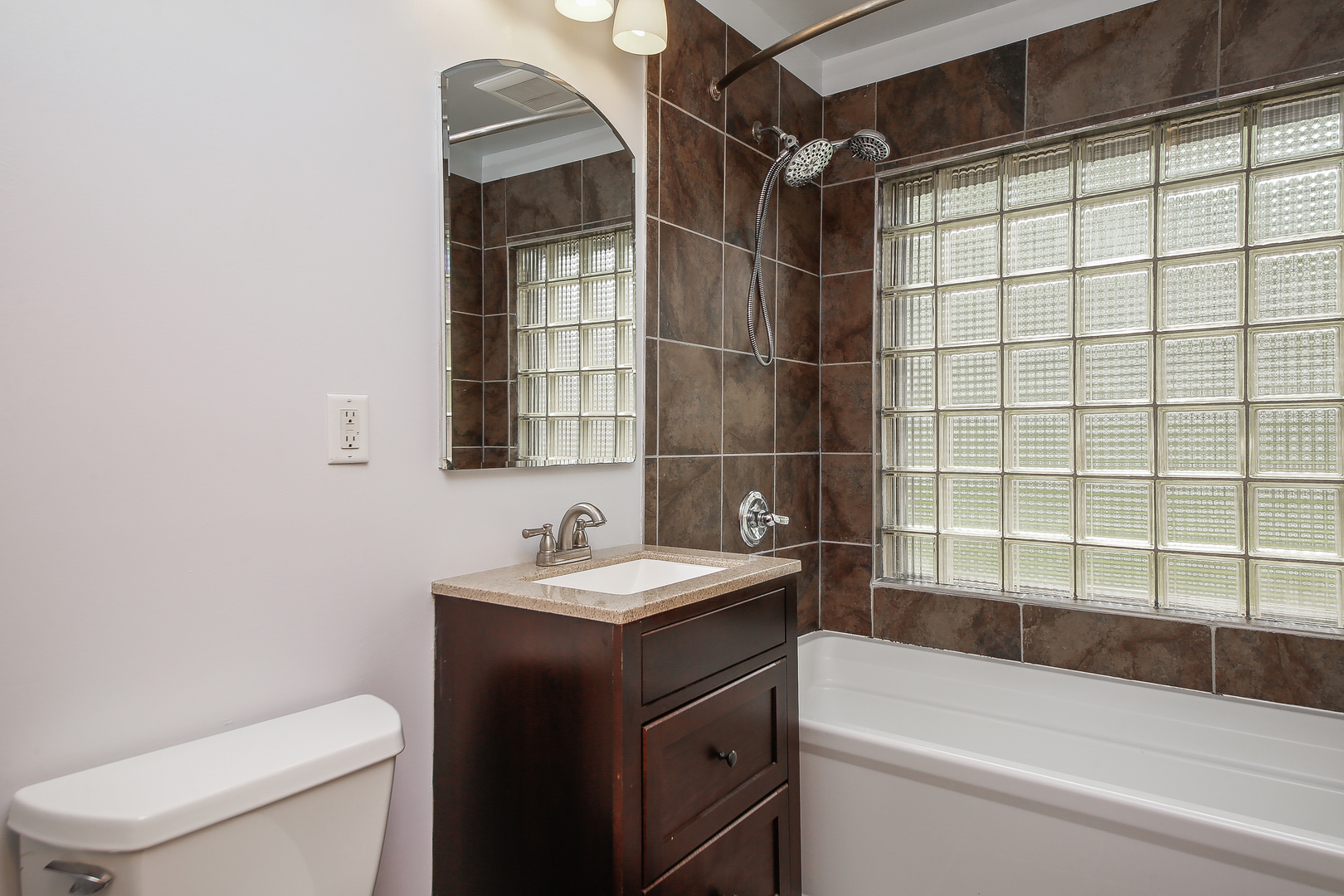 706 South Gables Boulevard Wheaton, IL 60189 - Photo 19 of 25