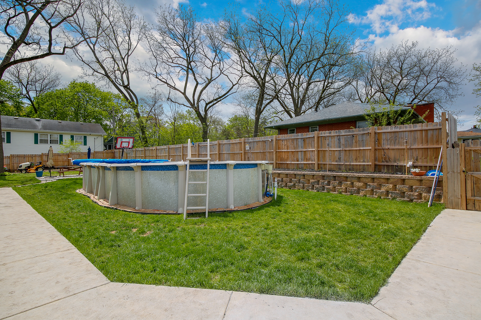 706 South Gables Boulevard Wheaton, IL 60189 - Photo 22 of 25