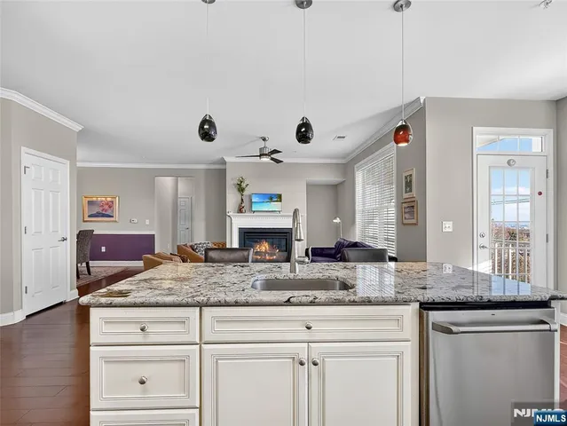 $799,900 | 83 Brownstone Road, Clifton, NJ 07013