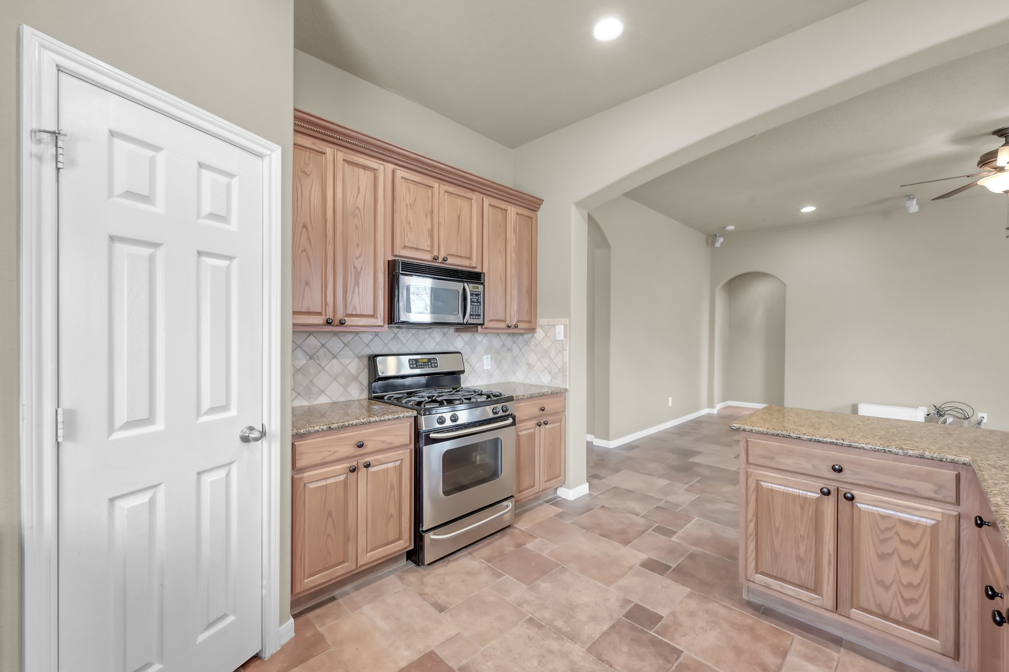 19202 Countryhills Court Spring, TX 77388 - Photo 14 of 39