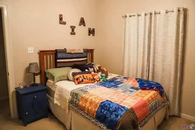 $265,000 | 18252 Lake Myrtle Drive, Baton Rouge, LA 70817