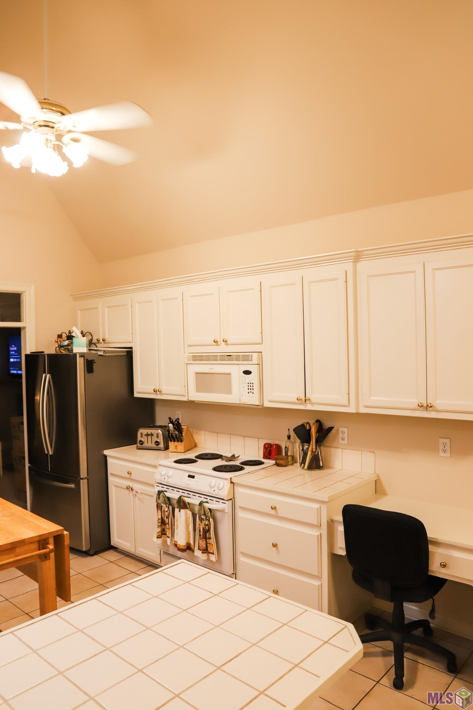 18252 Lake Myrtle Drive Baton Rouge, LA 70817 - Photo 16 of 20