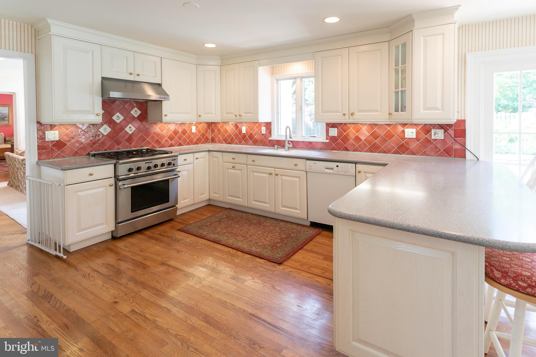 400 Fox Chapel Lane Wayne, PA 19087 - Photo 21 of 60