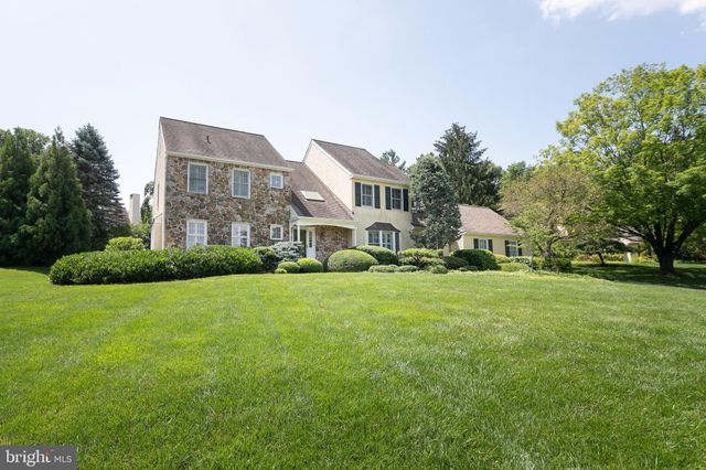 $1,162,000 | 400 Fox Chapel Lane, Wayne, PA 19087