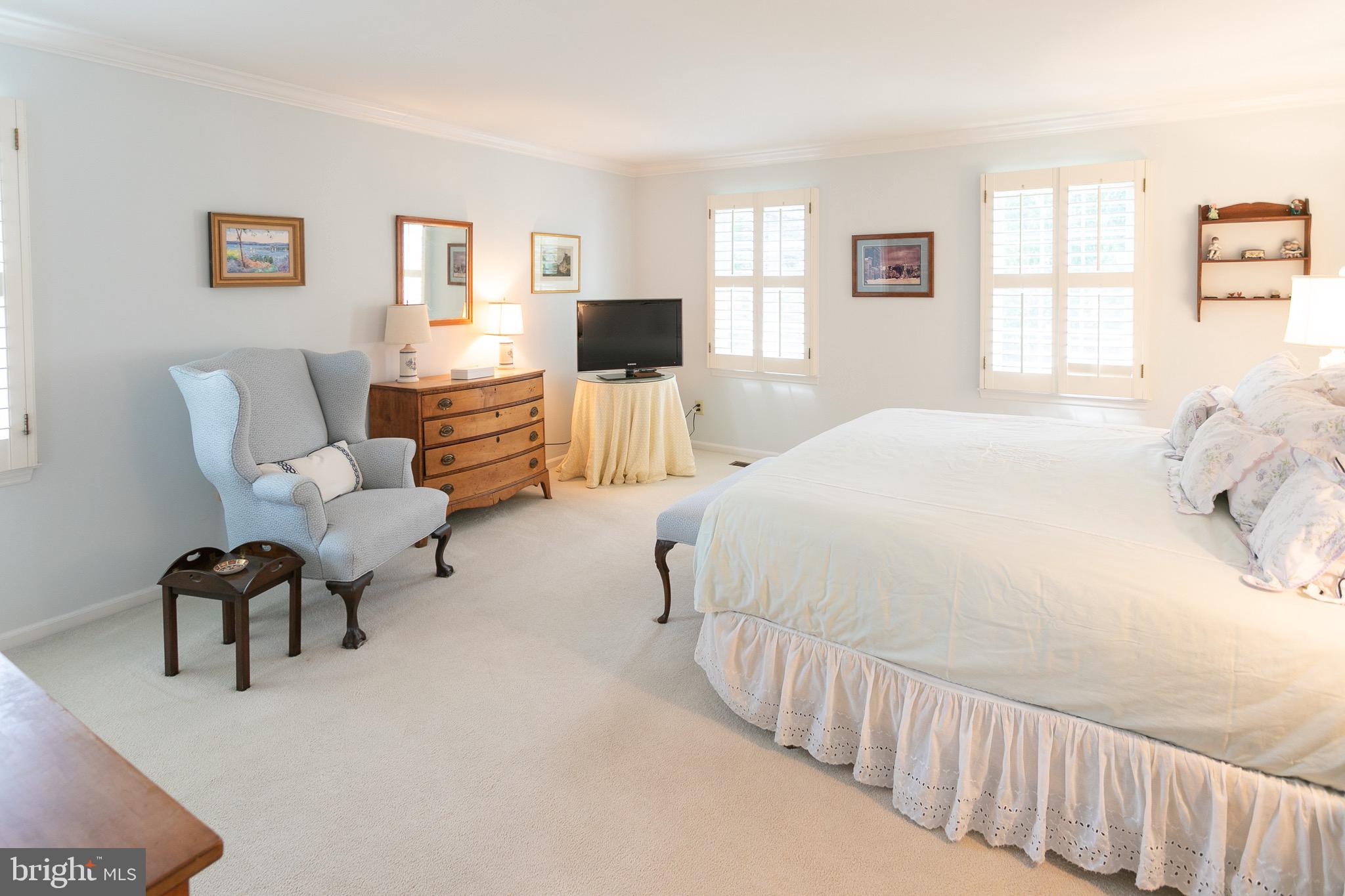 400 Fox Chapel Lane Wayne, PA 19087 - Photo 32 of 60