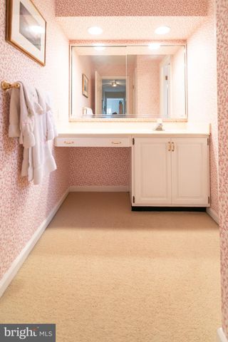 $1,162,000 | 400 Fox Chapel Lane, Wayne, PA 19087