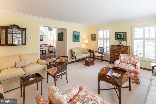 $1,162,000 | 400 Fox Chapel Lane, Wayne, PA 19087