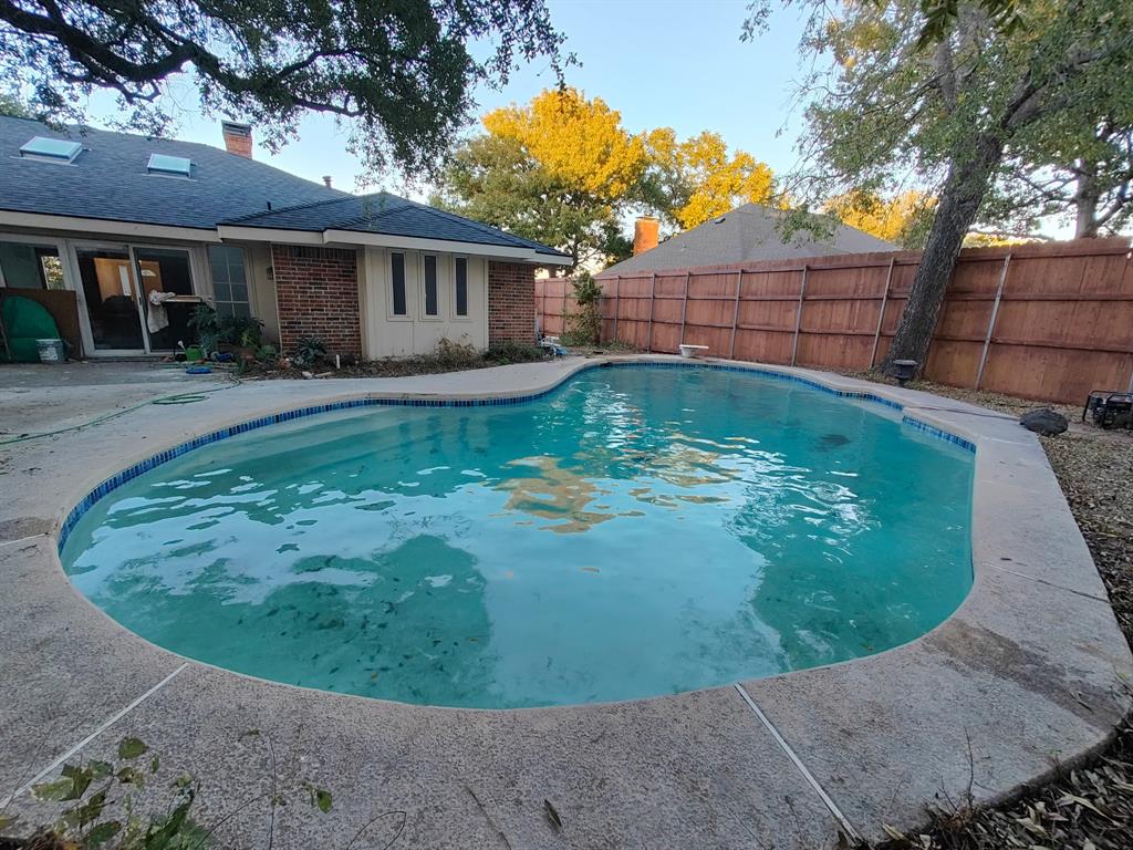 2012 Cross Bend Road Plano, TX 75023 - Photo 2 of 11 a view of outdoor space yard and front view of a house