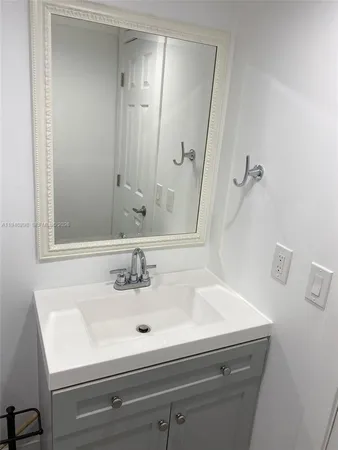 $1,750 | 4805 Northwest 7th Street, Unit 10315, Miami, FL 33126