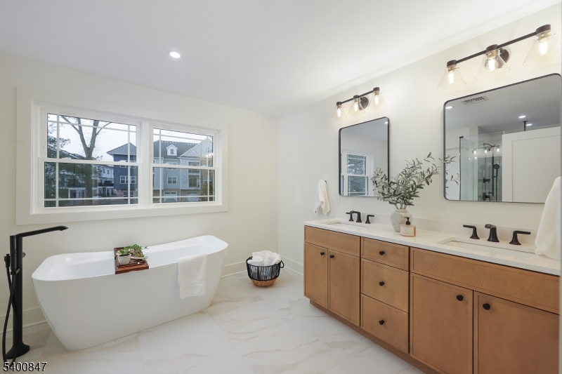 3 Herbert Road Scotch Plains, NJ 07076 - Photo 19 of 35