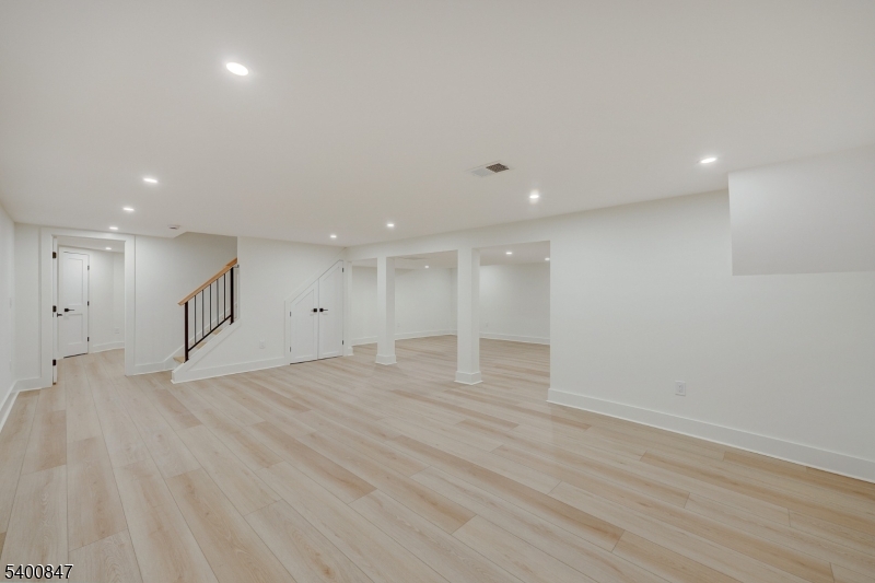 3 Herbert Road Scotch Plains, NJ 07076 - Photo 29 of 35