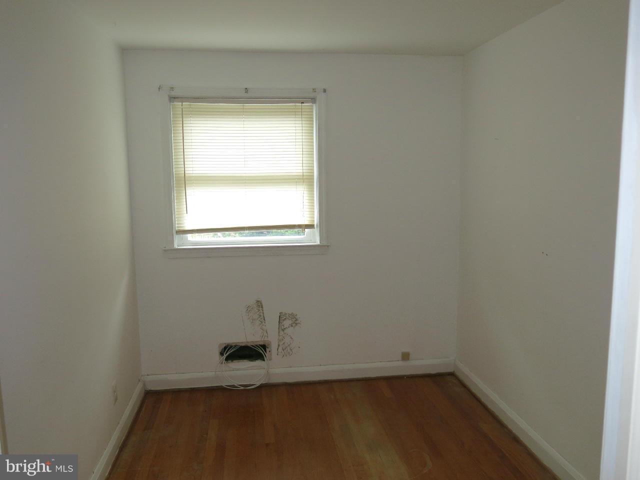1541 Barrett Road Baltimore, MD 21207 - Photo 5 of 13 Bedroom