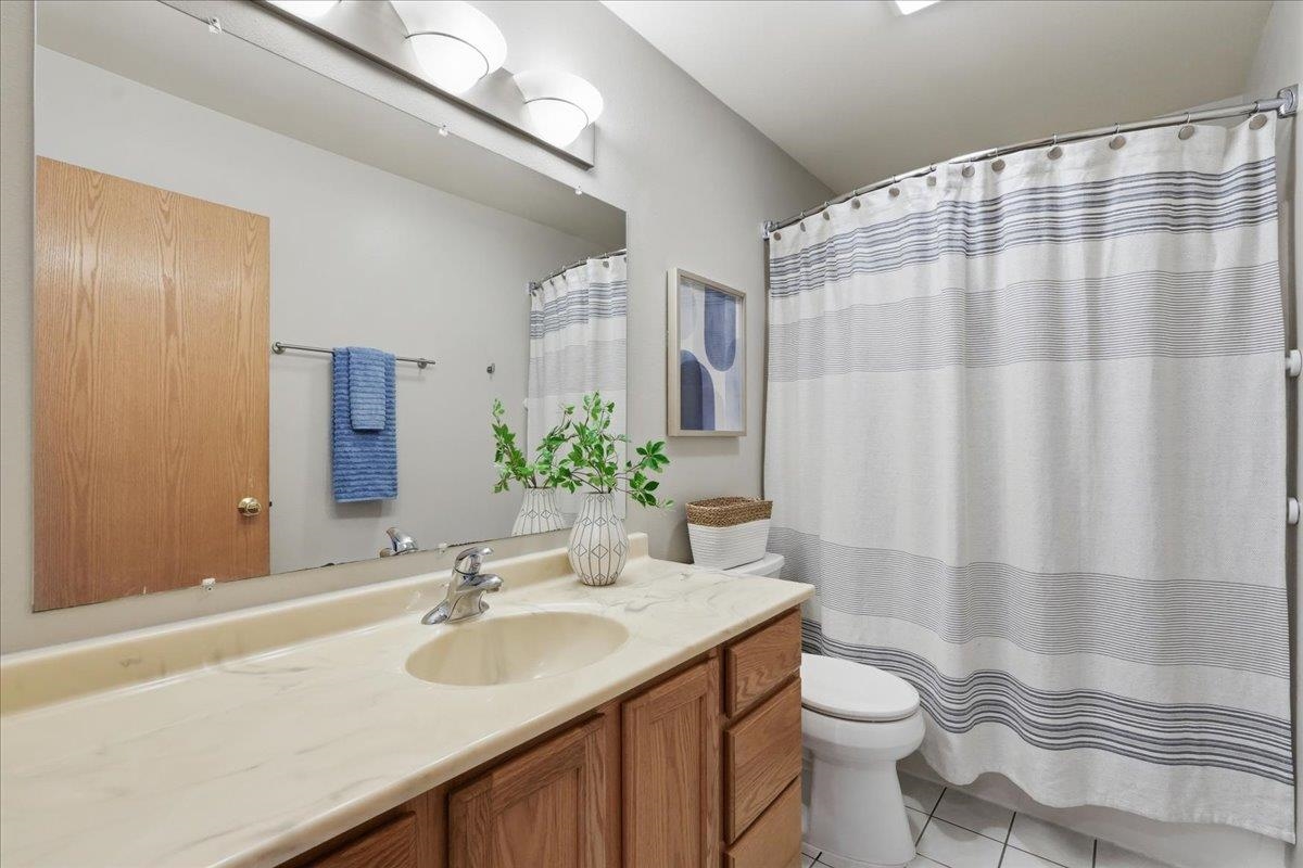 142 Meadow Ridge Lane Madison, WI 53704 - Photo 22 of 67