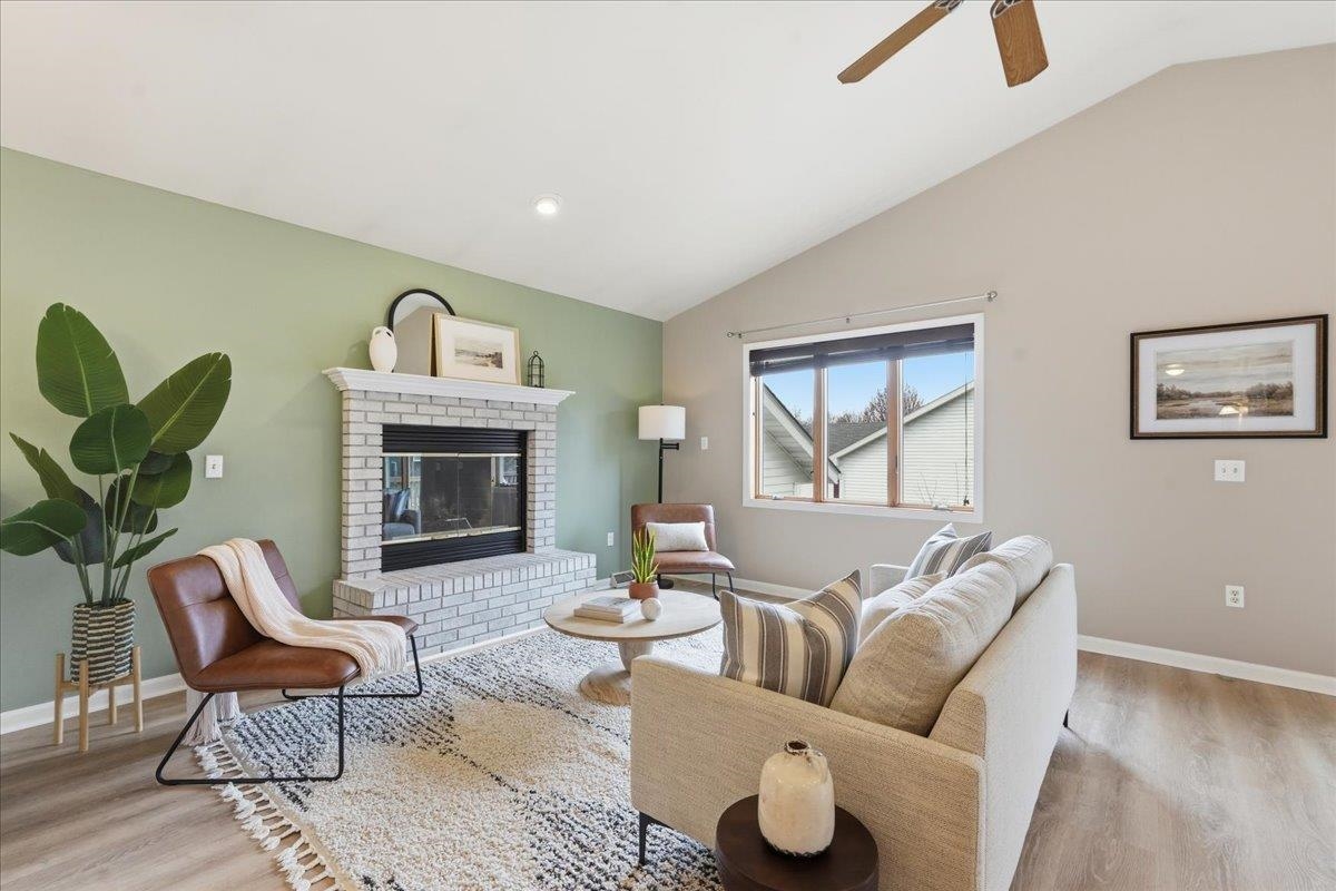 142 Meadow Ridge Lane Madison, WI 53704 - Photo 5 of 67