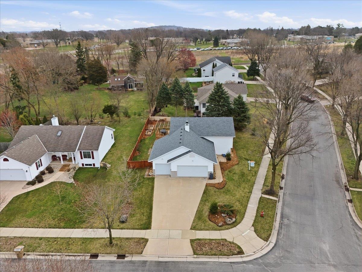 142 Meadow Ridge Lane Madison, WI 53704 - Photo 54 of 67