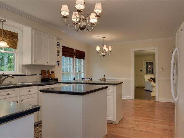 110 Englewood Road Aiken, SC 29803 - Photo 9 of 37 Gallery Image 9