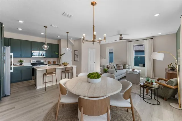 $404,999 | 612 Emerald Grv Street, Apopka, FL 32703