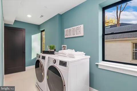 $2,600,000 | 5445 33rd Street Northwest, Washington, DC 20015