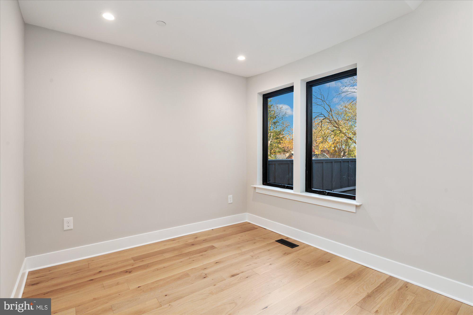 5445 33rd Street Northwest Washington, DC 20015 - Photo 43 of 72