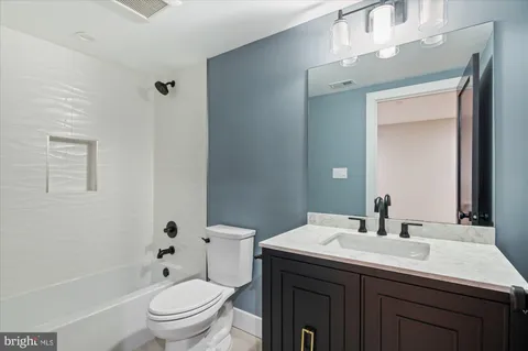 $2,600,000 | 5445 33rd Street Northwest, Washington, DC 20015