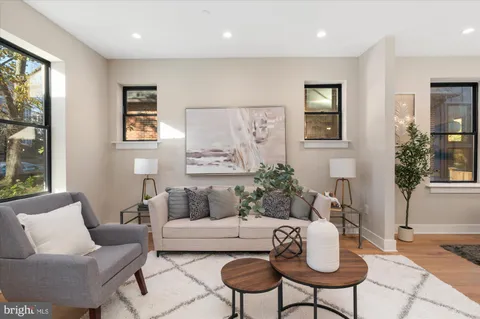 $2,600,000 | 5445 33rd Street Northwest, Washington, DC 20015