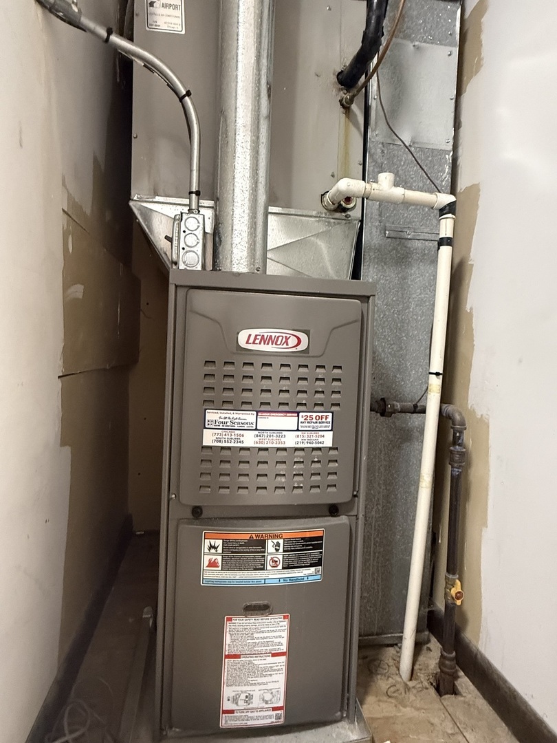 5818 West 60th Street Chicago, IL 60638 - Photo 40 of 40