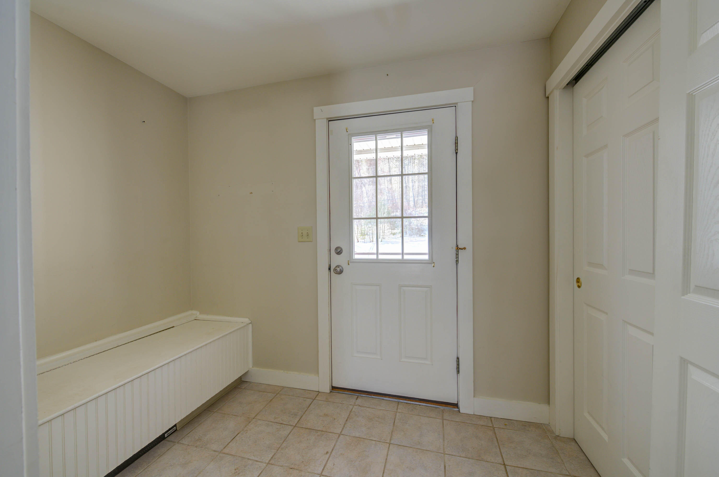 5 Overlook Drive Norway, ME 04268 - Photo 3 of 53 pic-14