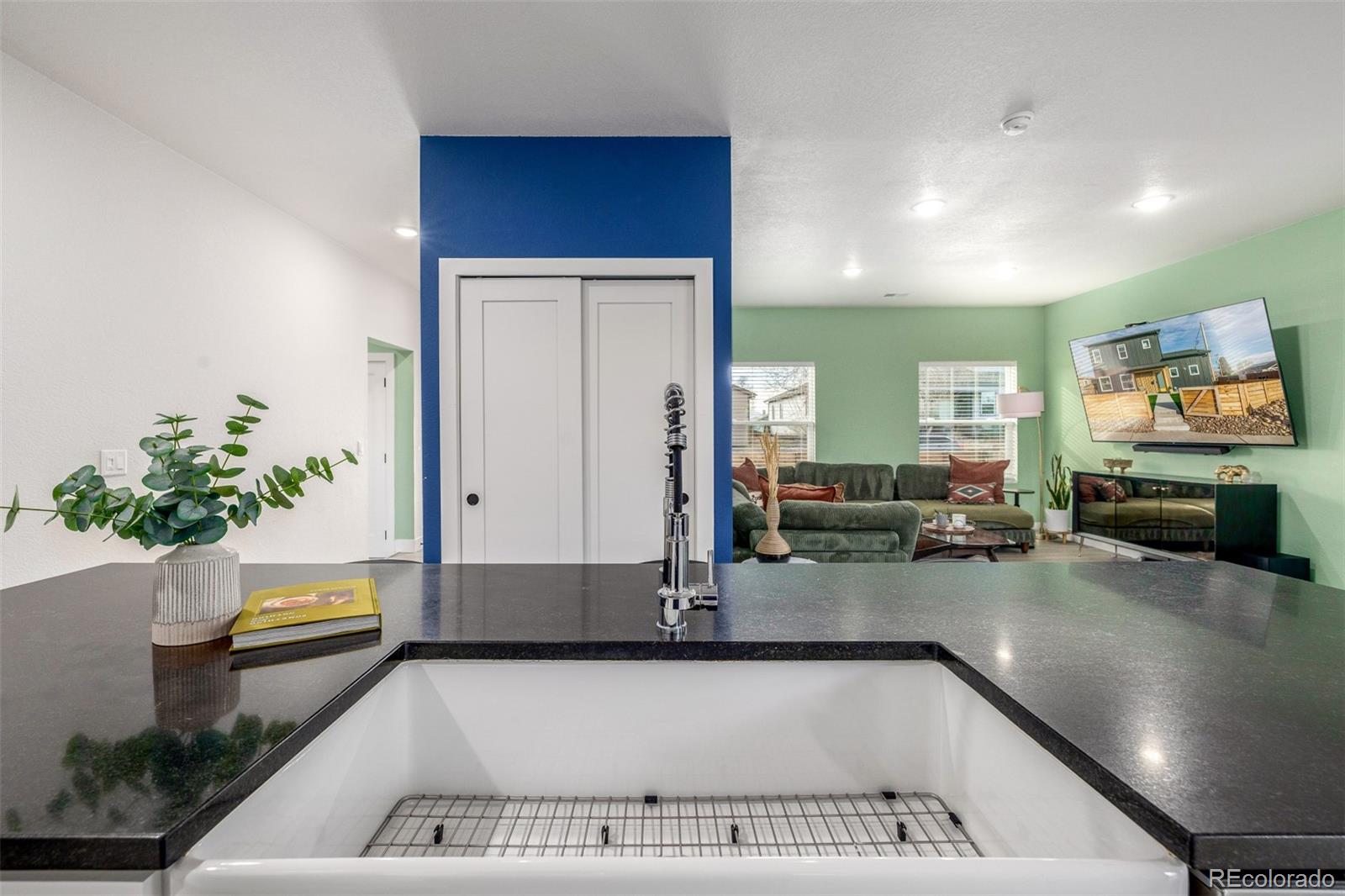 550 South Raleigh Street Denver, CO 80219 - Photo 11 of 42