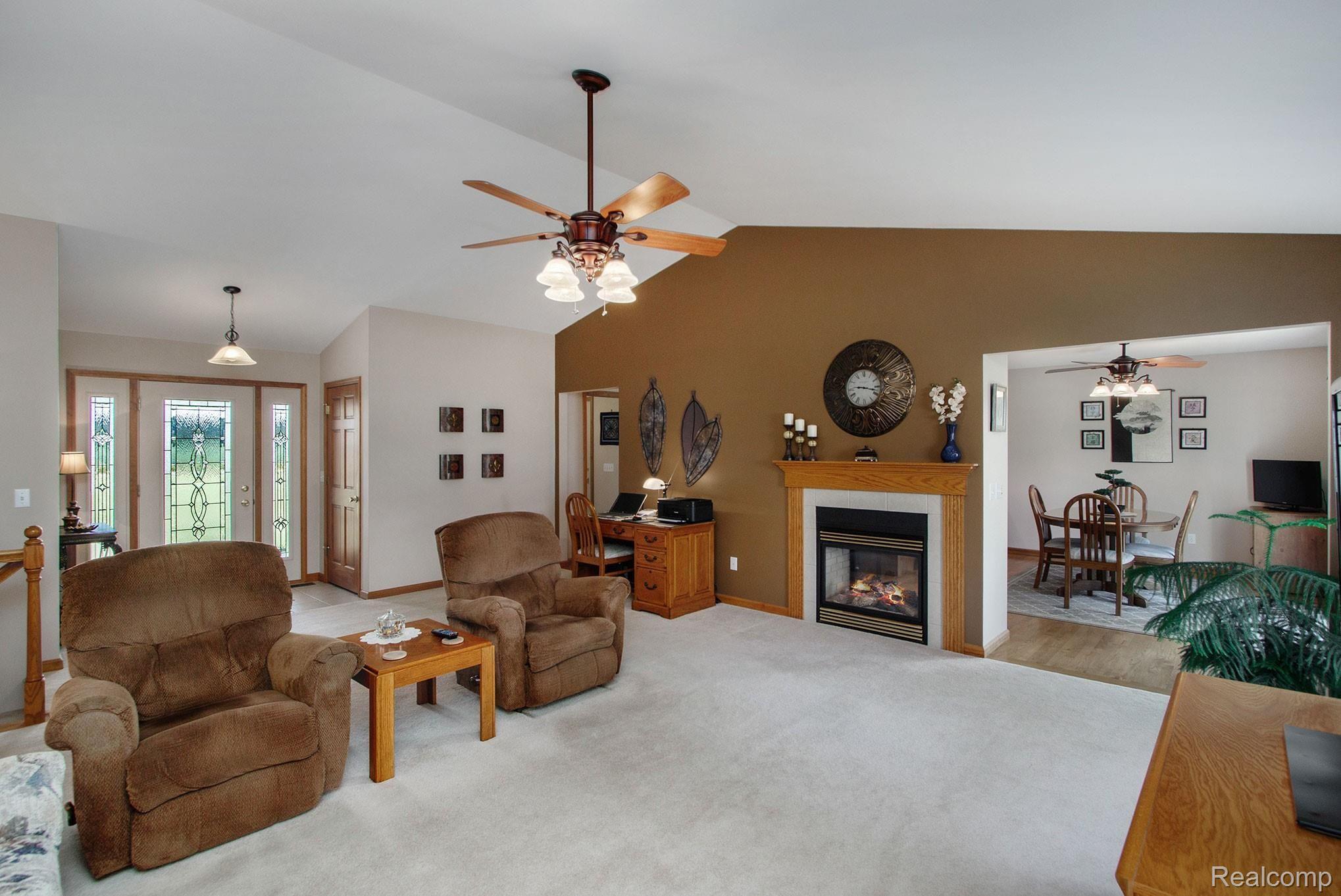 677 Mountview Road Lapeer, MI 48446 - Photo 13 of 42 BPG_0814.jpg