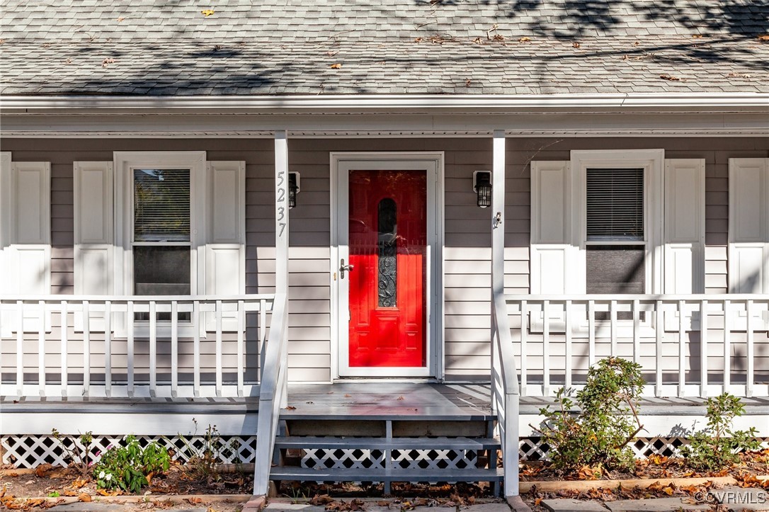 5237 Hallmark Drive Richmond, VA 23234 - Photo 2 of 44 a front view of a house