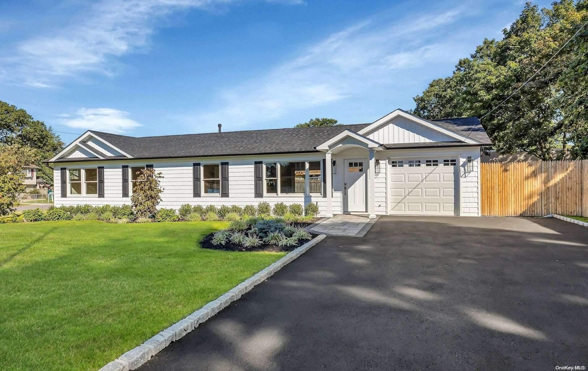 581 Bellmore Street West Islip, NY 11795 - Photo 1 of 1