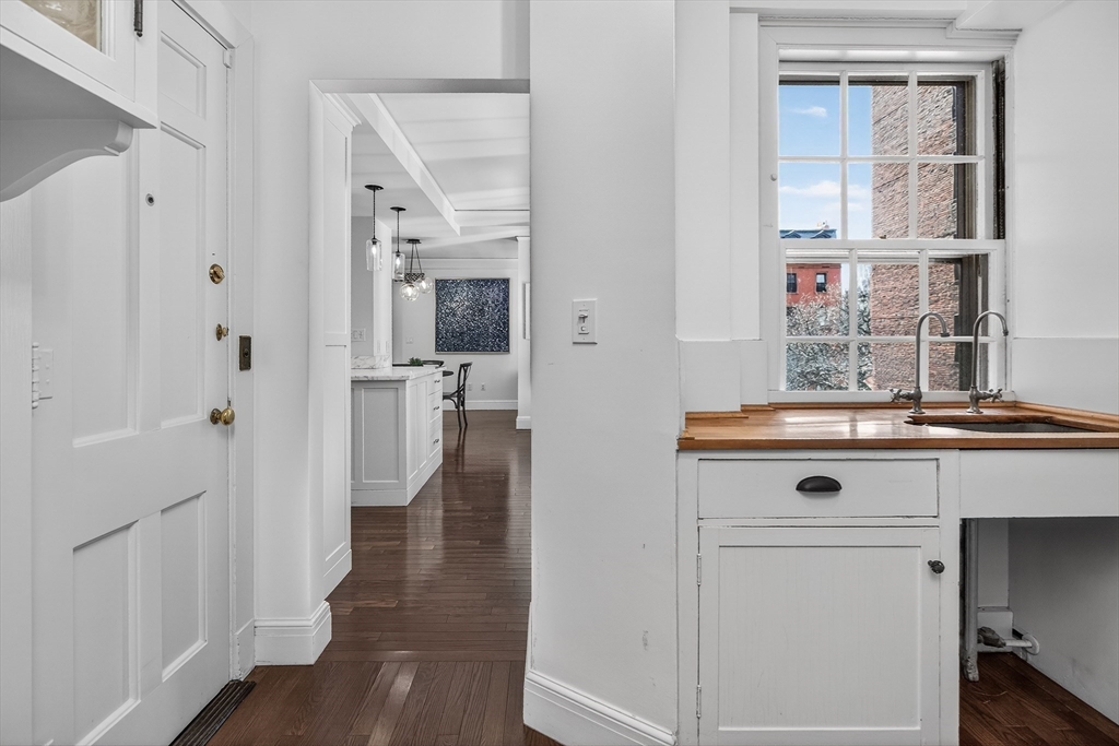 172 Beacon Street, Unit 3 Boston, MA 02116 - Photo 14 of 39
