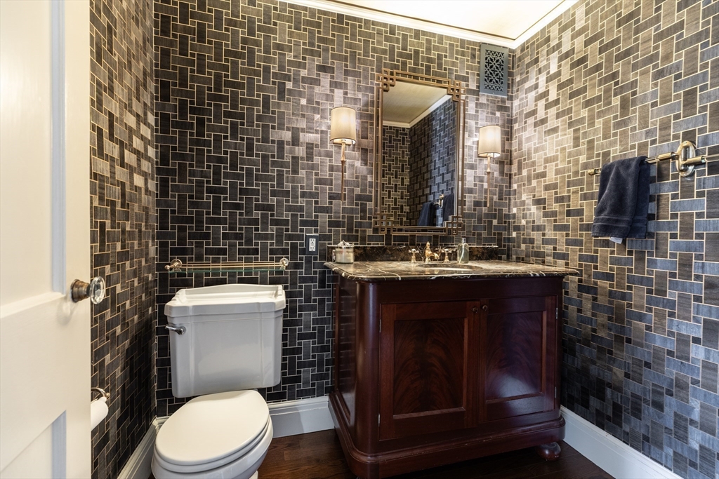 172 Beacon Street, Unit 3 Boston, MA 02116 - Photo 24 of 39