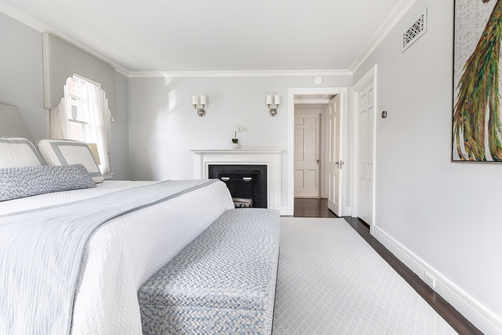 172 Beacon Street, Unit 3 Boston, MA 02116 - Photo 29 of 39