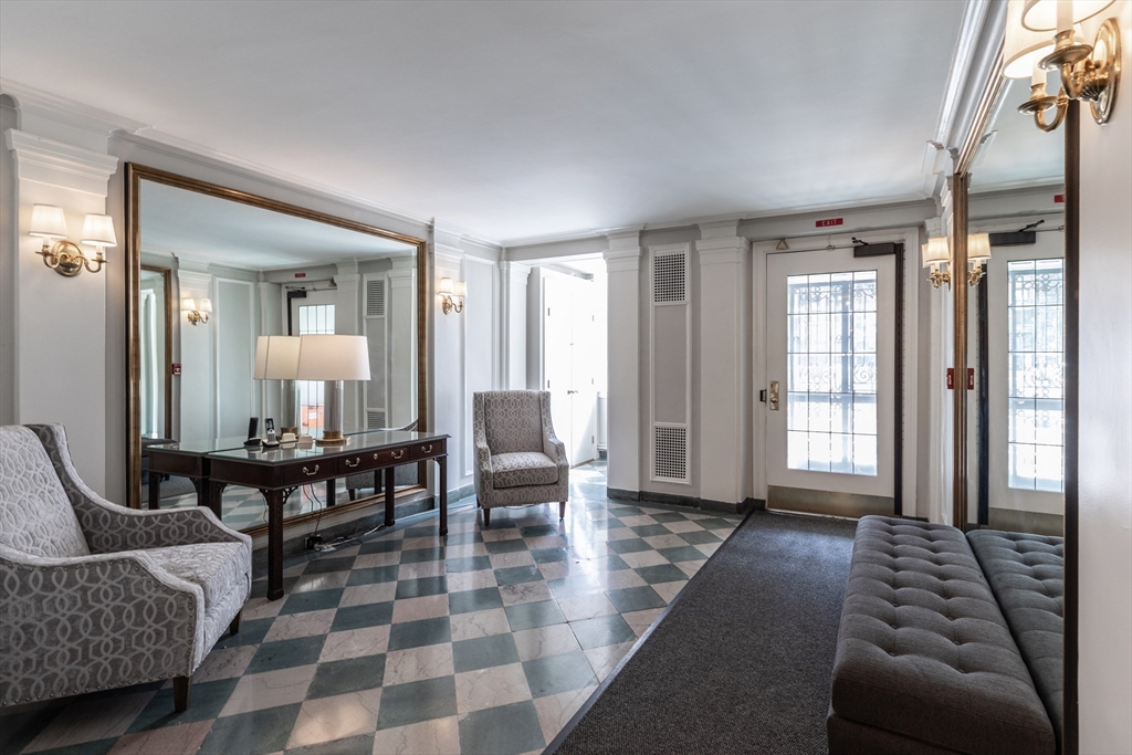 172 Beacon Street, Unit 3 Boston, MA 02116 - Photo 39 of 39