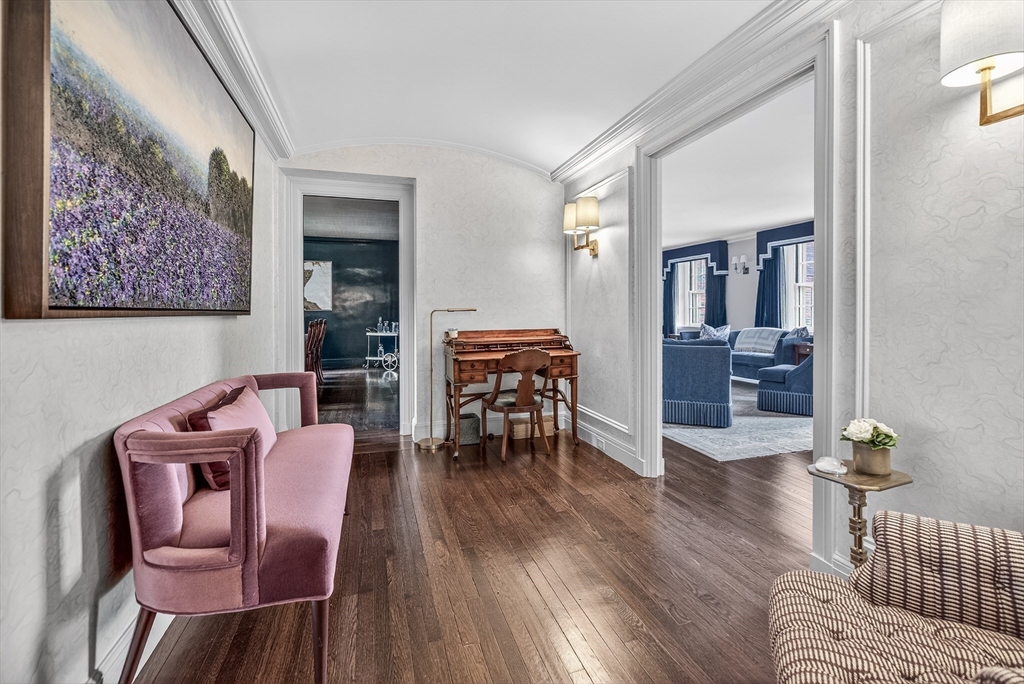 172 Beacon Street, Unit 3 Boston, MA 02116 - Photo 6 of 39