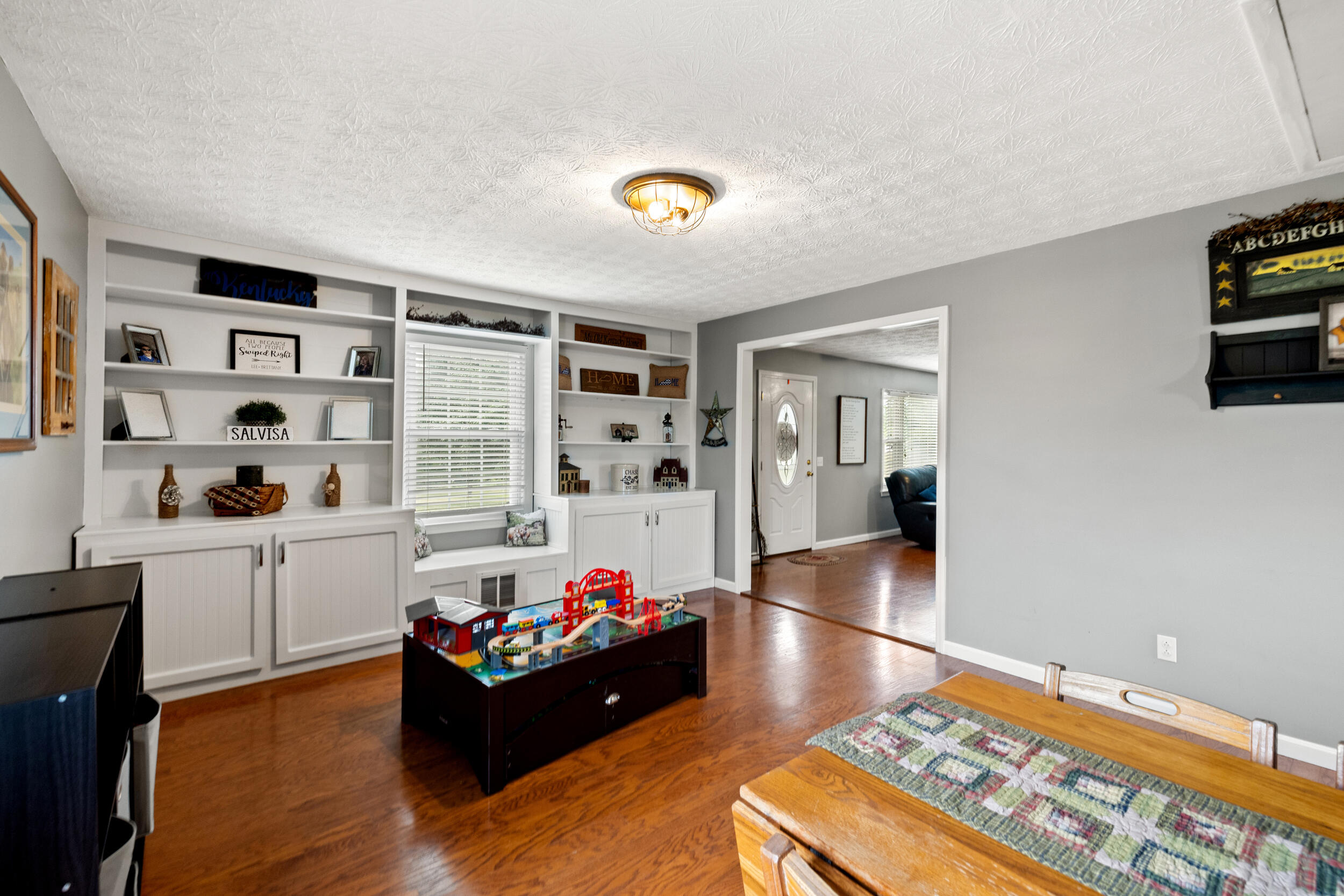 325 Goodlett Road Salvisa, KY 40372 - Photo 7 of 36 7_pend8659