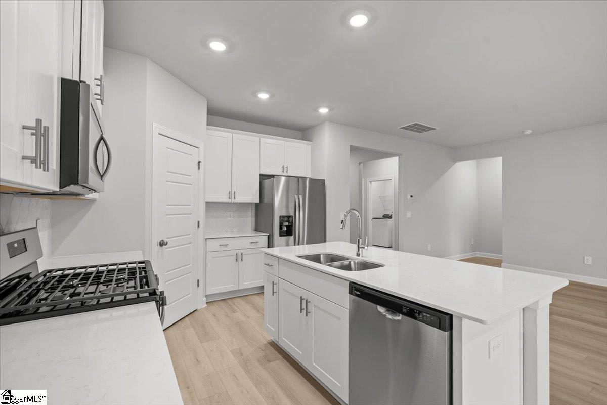 1588 Switchback Circle Moore, SC 29369 - Photo 8 of 24