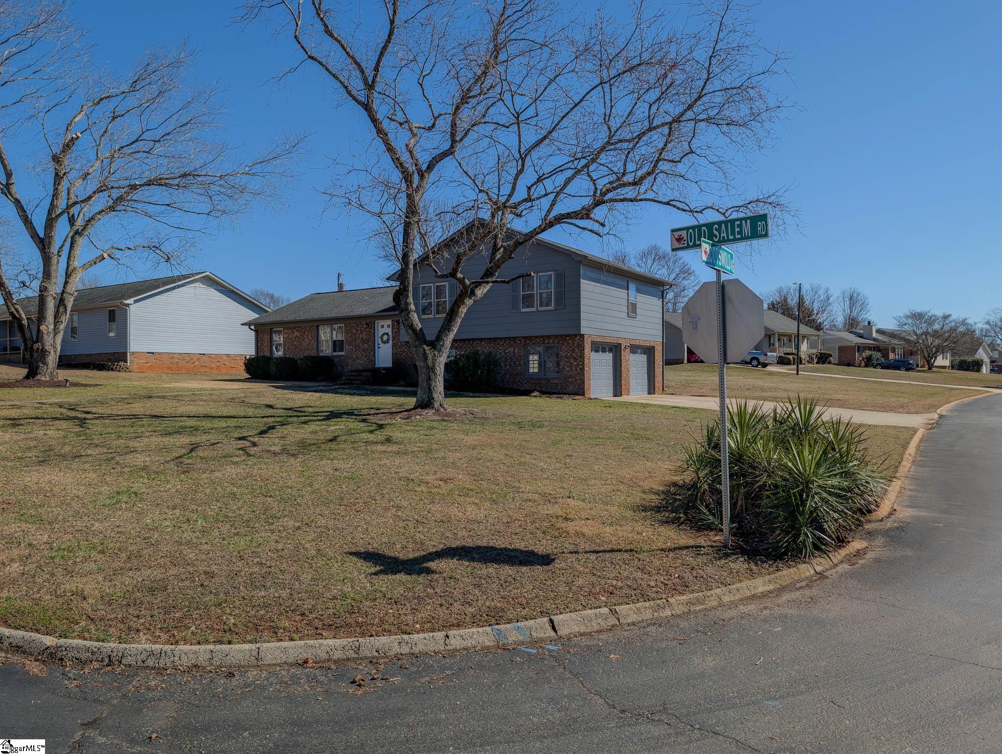 207 Old Salem Road Moore, SC 29369 - Photo 1 of 38
