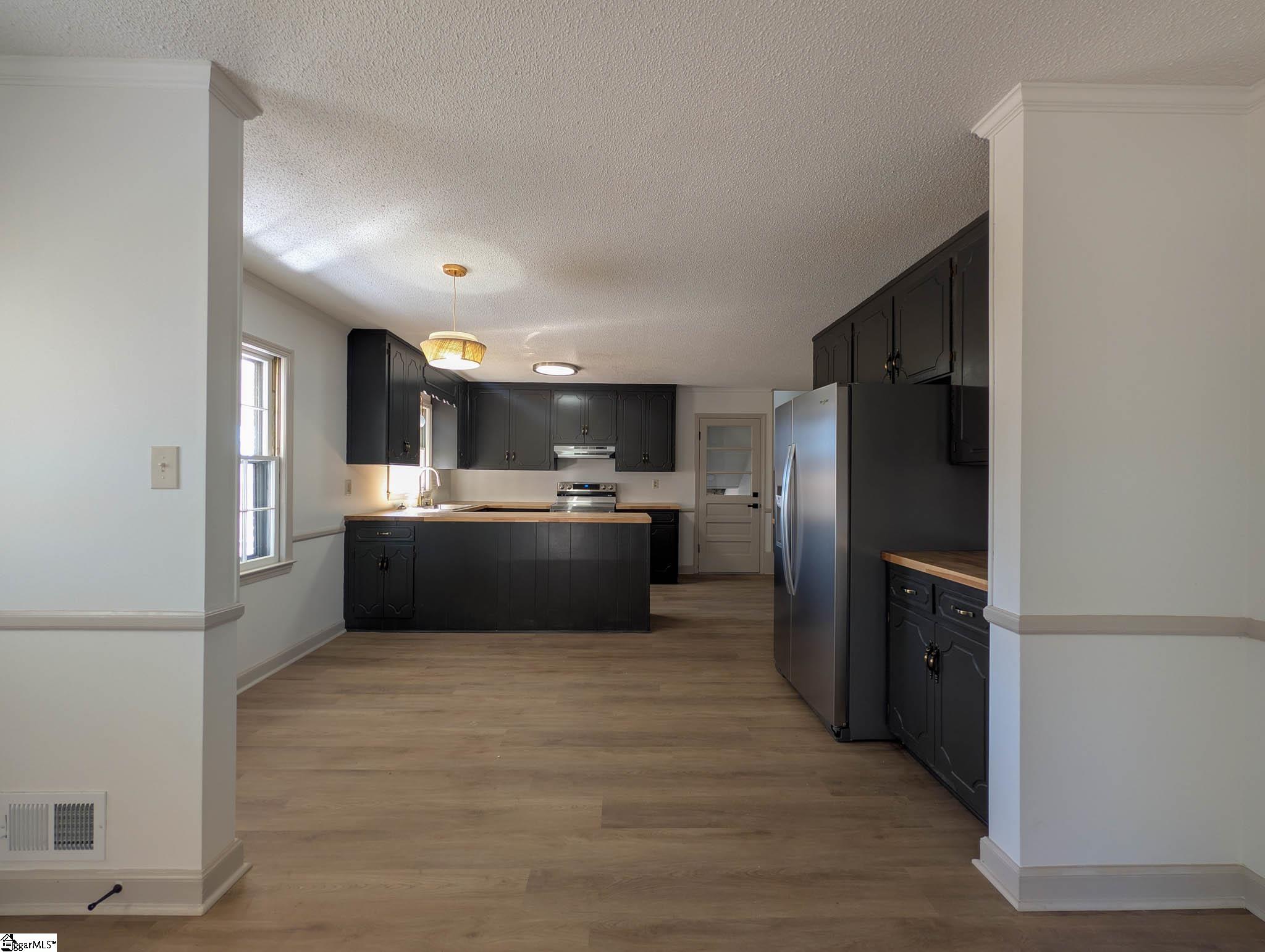 207 Old Salem Road Moore, SC 29369 - Photo 9 of 38