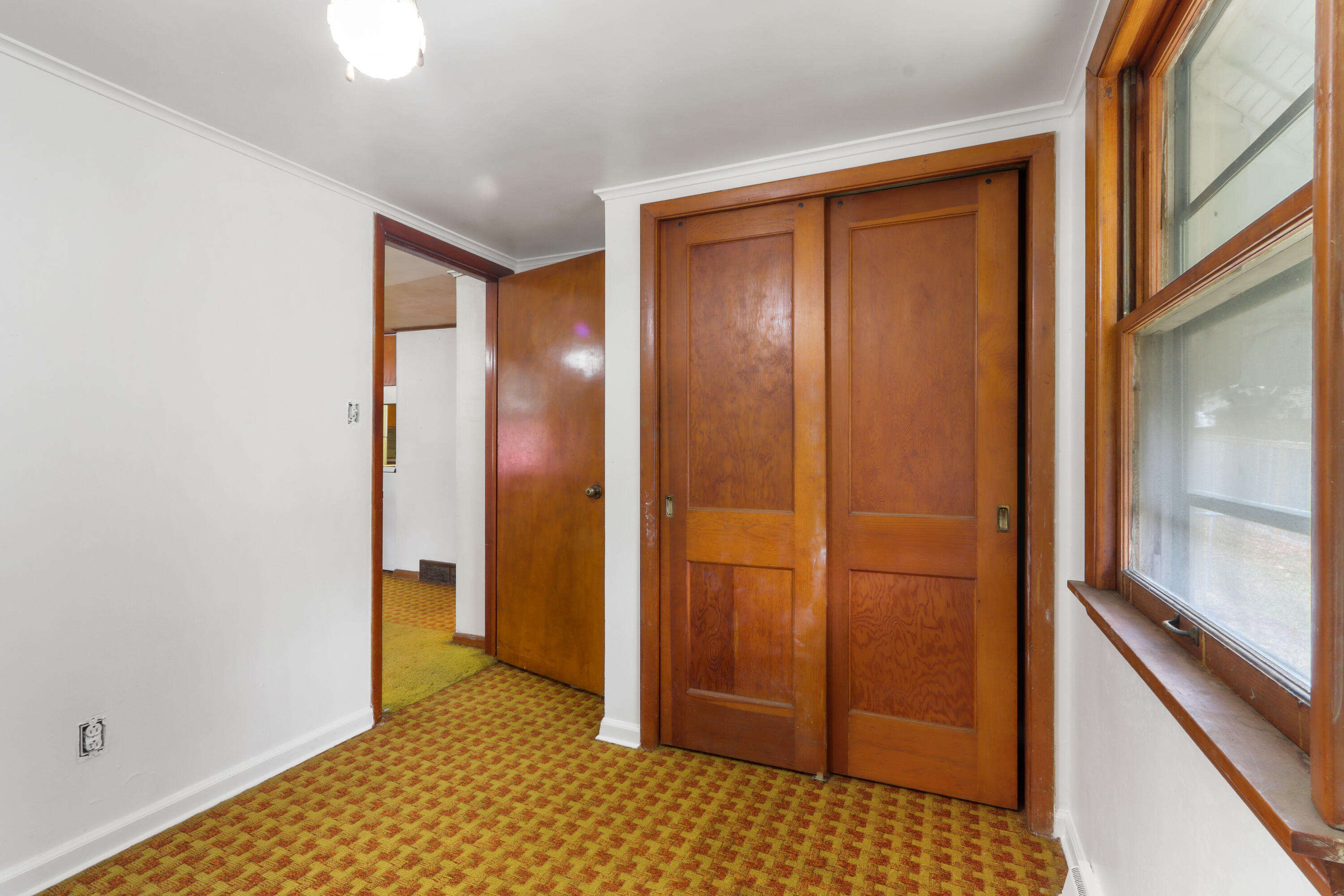 W1375 Glenwood Road Bloomfield, WI 53147 - Photo 11 of 23 Bedroom