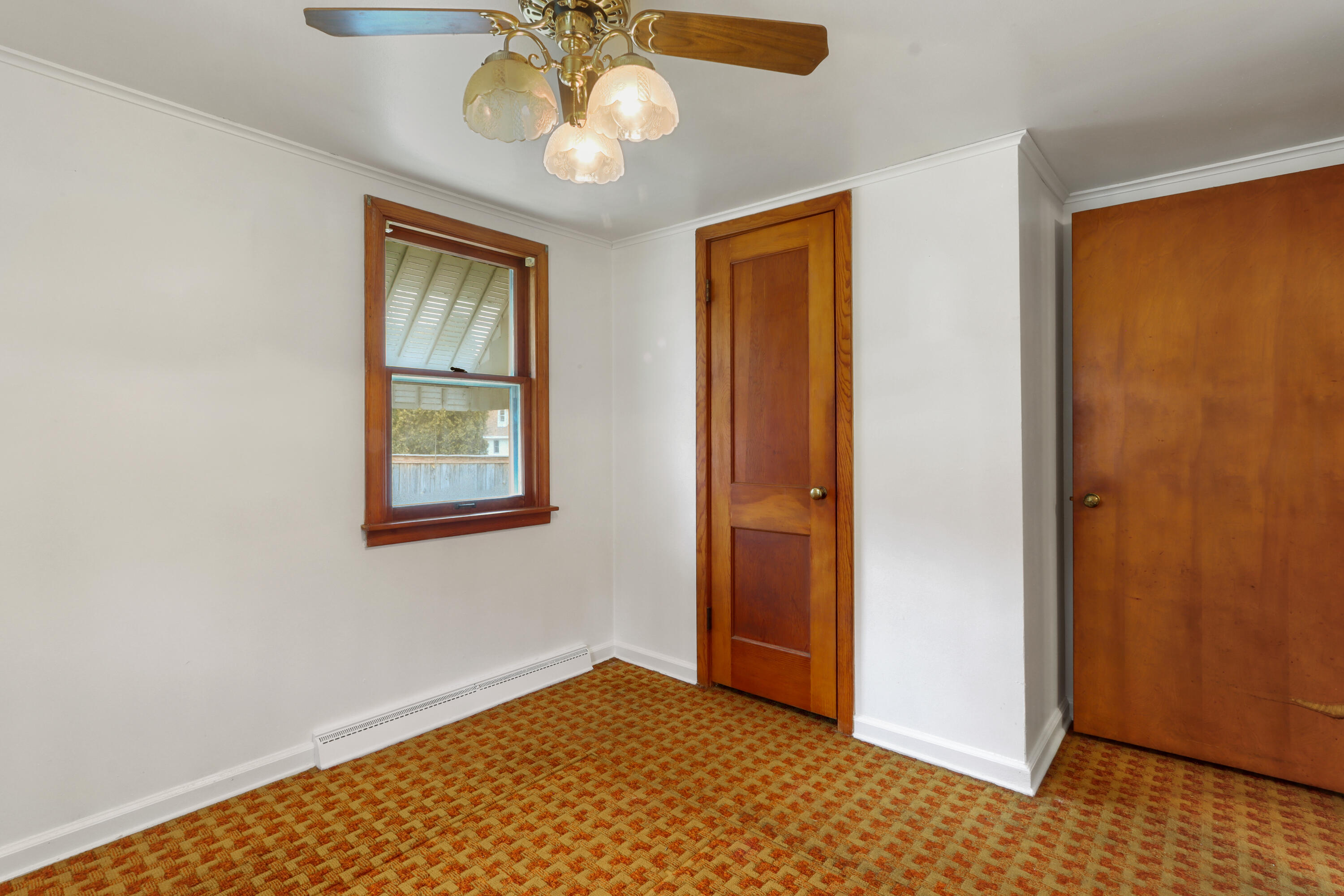 W1375 Glenwood Road Bloomfield, WI 53147 - Photo 14 of 23 Bedroom