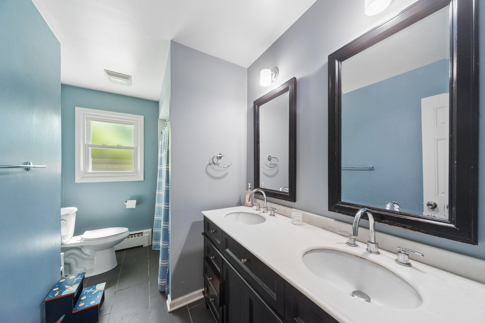 1663 Longvalley Drive Northbrook, IL 60062 - Photo 19 of 26