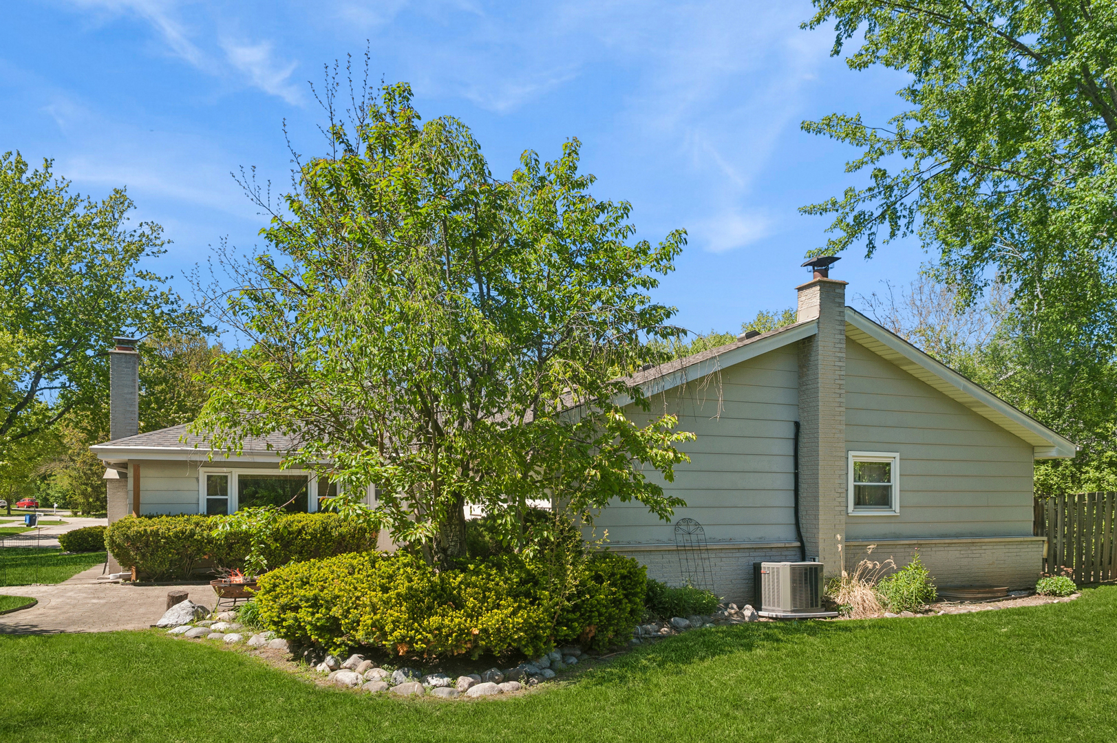 1663 Longvalley Drive Northbrook, IL 60062 - Photo 6 of 26