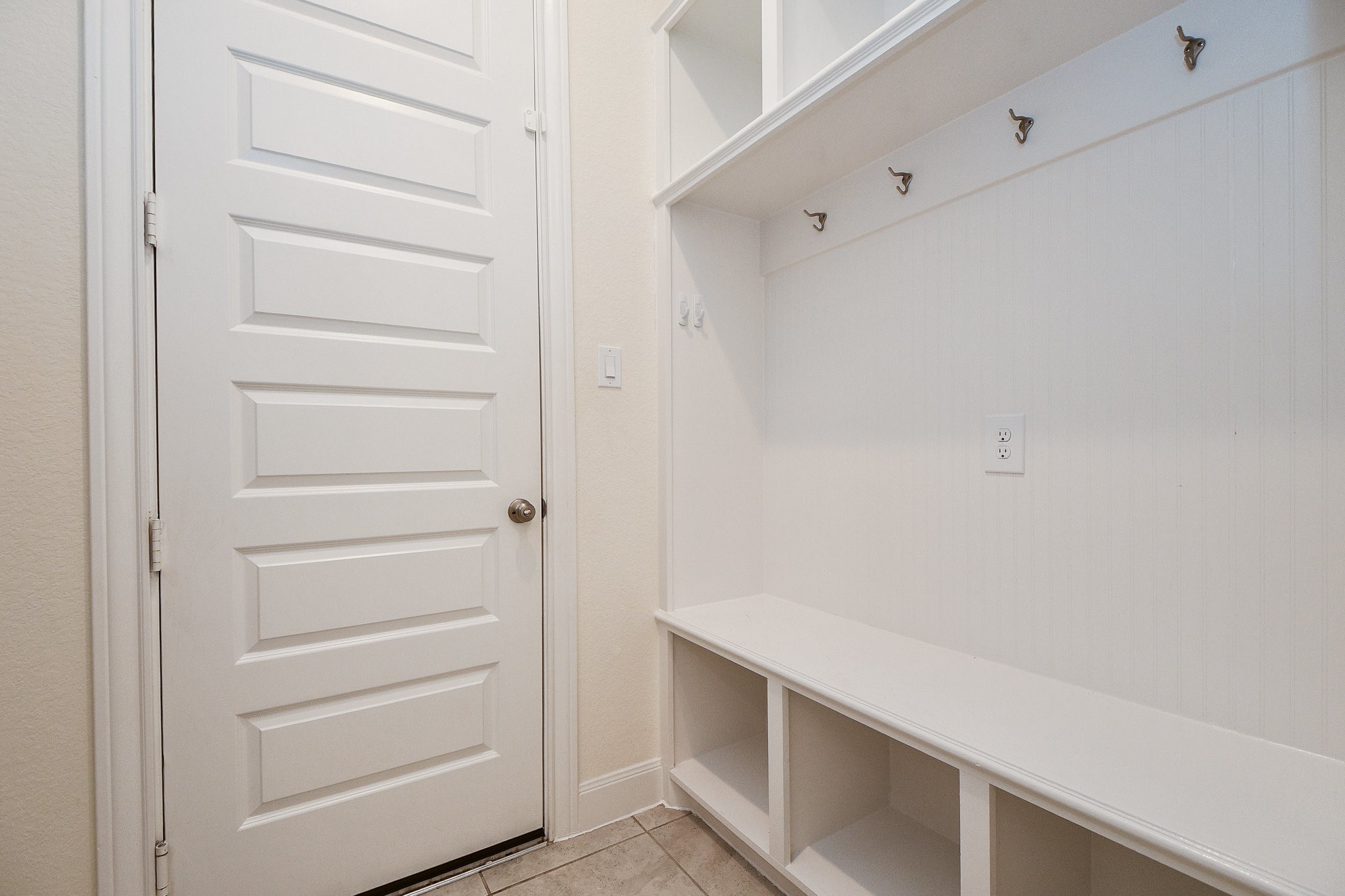 3618 Meandering Spring Drive Katy, TX 77494 - Photo 41 of 50 a view of an empty walk in closet