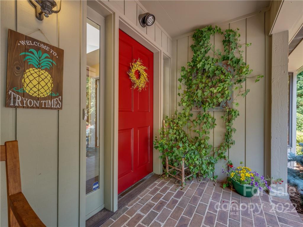 563 Fox Run Lane Tryon, NC 28782 - Photo 7 of 48