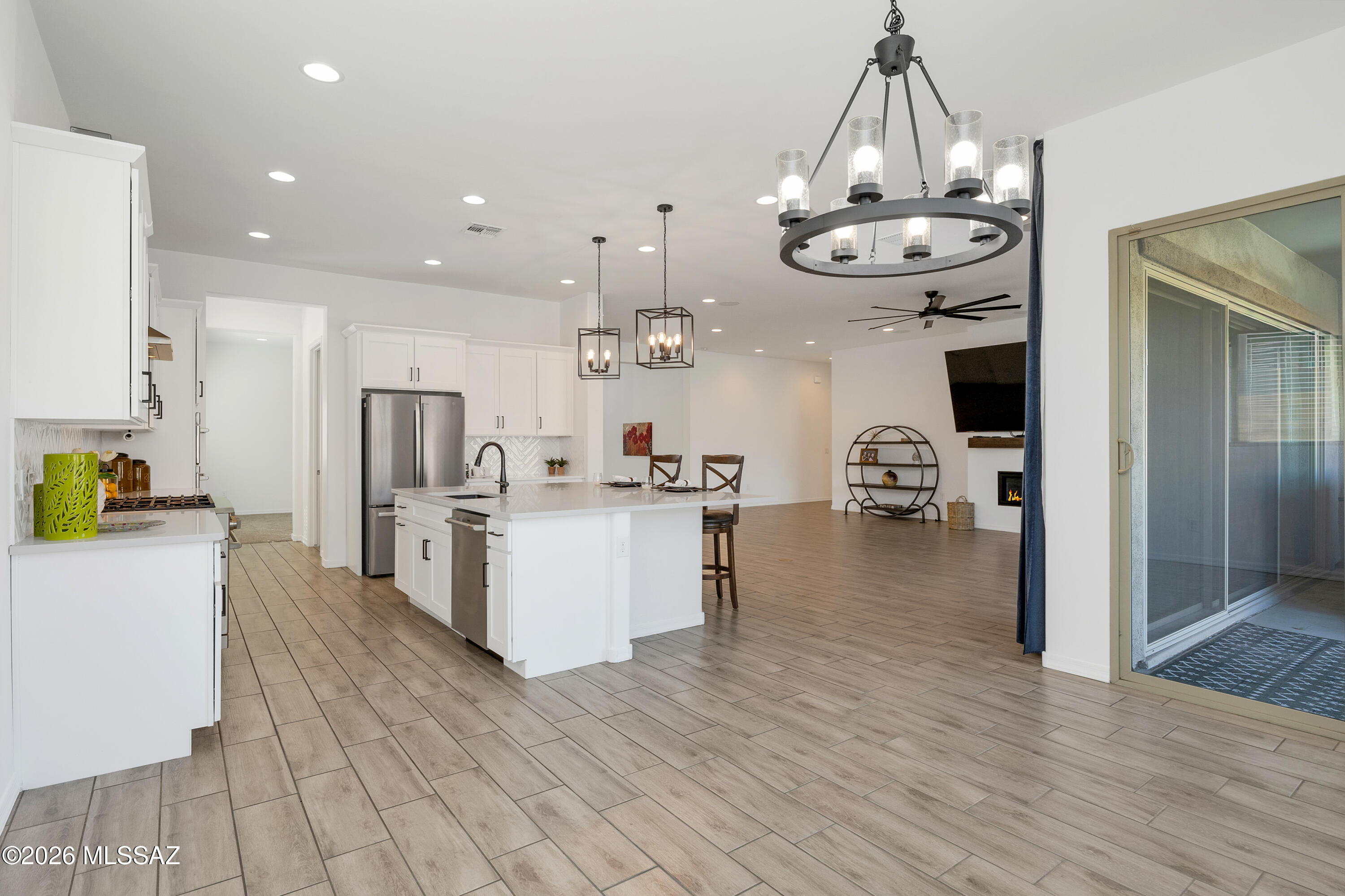470 West Red Ribbon Lane Tucson, AZ 85755 - Photo 21 of 41